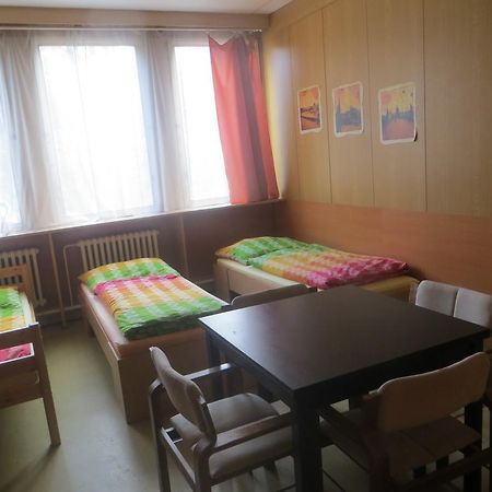 Hostel Monty Říčany 外观 照片