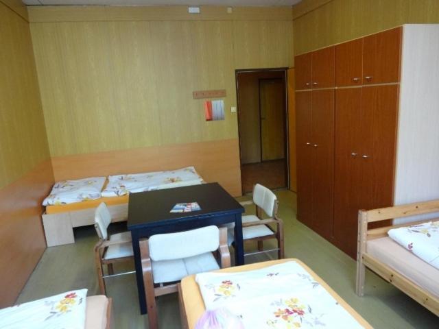 Hostel Monty Říčany 客房 照片